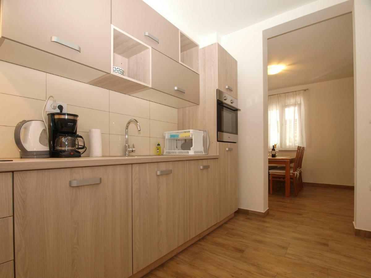 4 Stars Apartments-Pikula Fažana Exterior foto